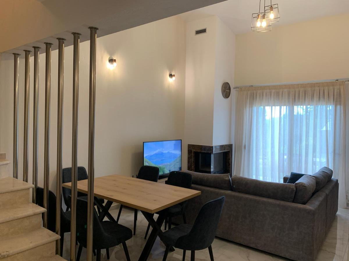 Modern Family House By The Sea Apartment Nikiti  Luaran gambar